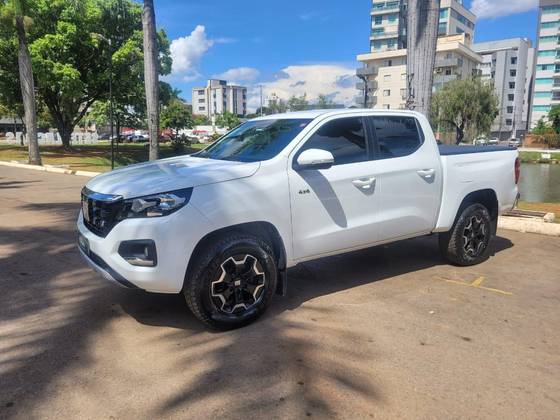 FIAT TITANO 2.2 TURBO DIESEL VOLCANO 4X4 AT6 FIAT TITANO 2.2 TURBO DIESEL VOLCANO 4X4 AT6